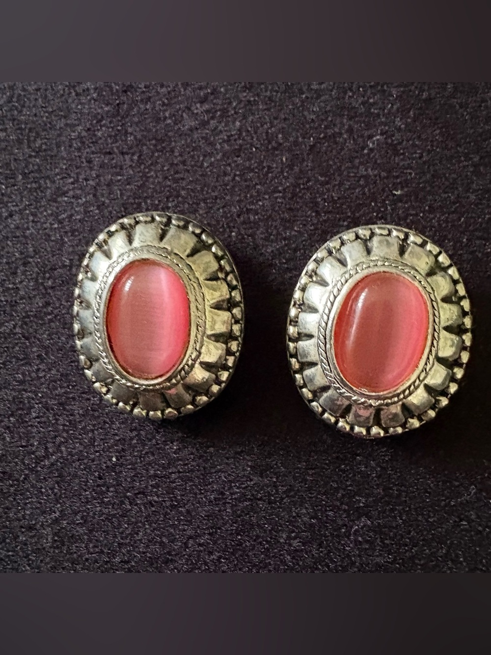 Vintage 80s Pink Moonglow Lucite Cabochon Clip On Earrings Silver Tone
